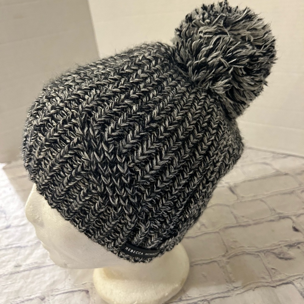 REBECCA MINKOFF WOMENS KNIT BLACK/GREY/WHITE POM BEANIE 100% ACRYLIC O/S